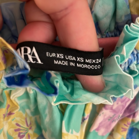 Zara floral crop top - Picture 2 of 2